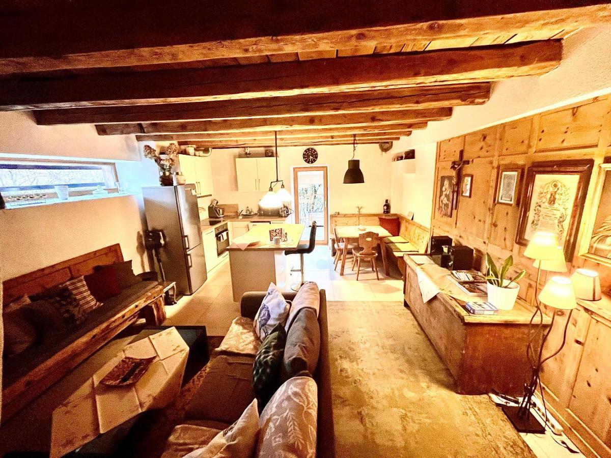 Villa Evy 穆特斯 外观 照片